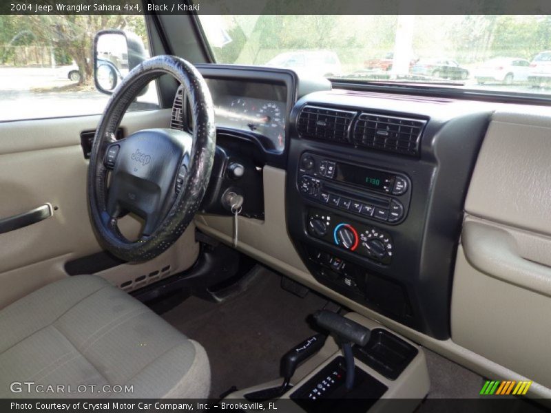 Black / Khaki 2004 Jeep Wrangler Sahara 4x4