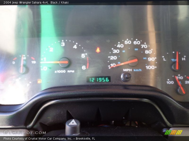 Black / Khaki 2004 Jeep Wrangler Sahara 4x4