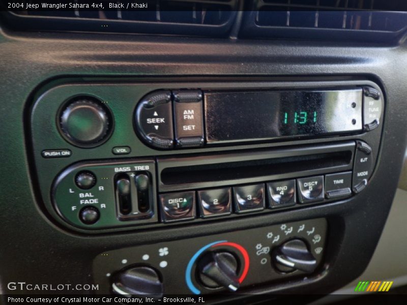 Controls of 2004 Wrangler Sahara 4x4