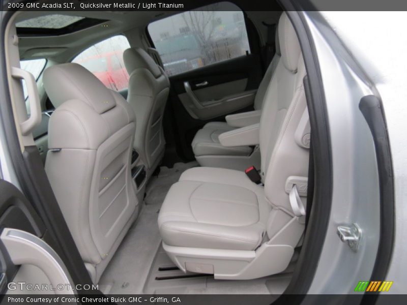 Quicksilver Metallic / Light Titanium 2009 GMC Acadia SLT