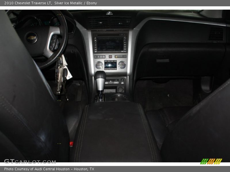 Silver Ice Metallic / Ebony 2010 Chevrolet Traverse LT