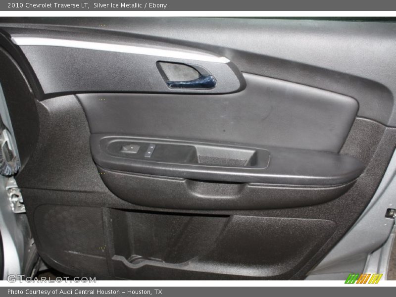 Silver Ice Metallic / Ebony 2010 Chevrolet Traverse LT
