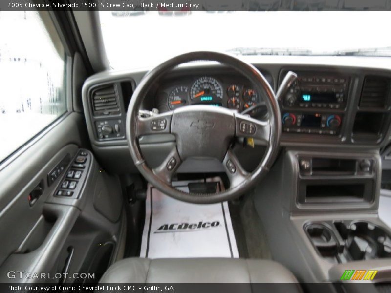 Black / Medium Gray 2005 Chevrolet Silverado 1500 LS Crew Cab