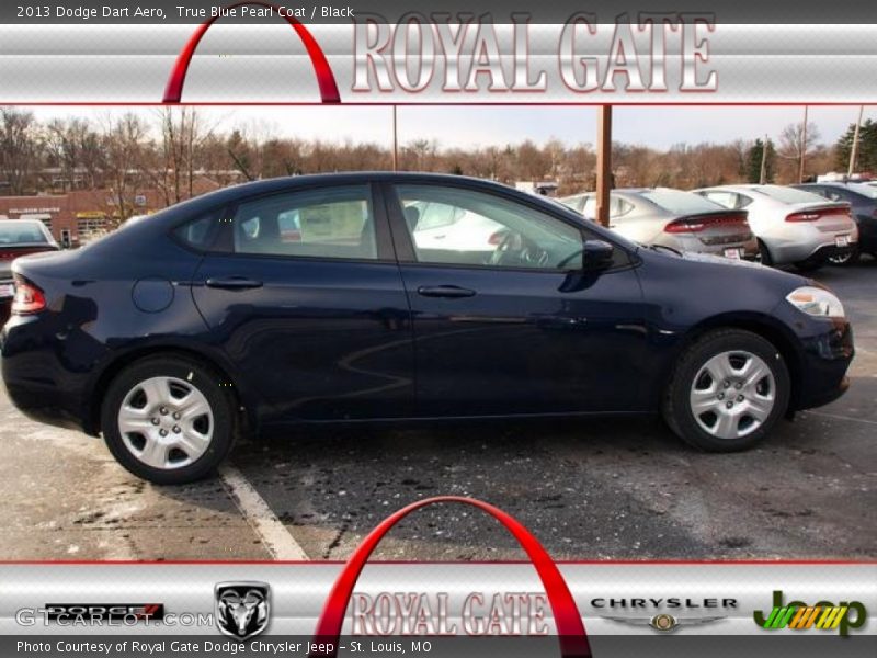 True Blue Pearl Coat / Black 2013 Dodge Dart Aero