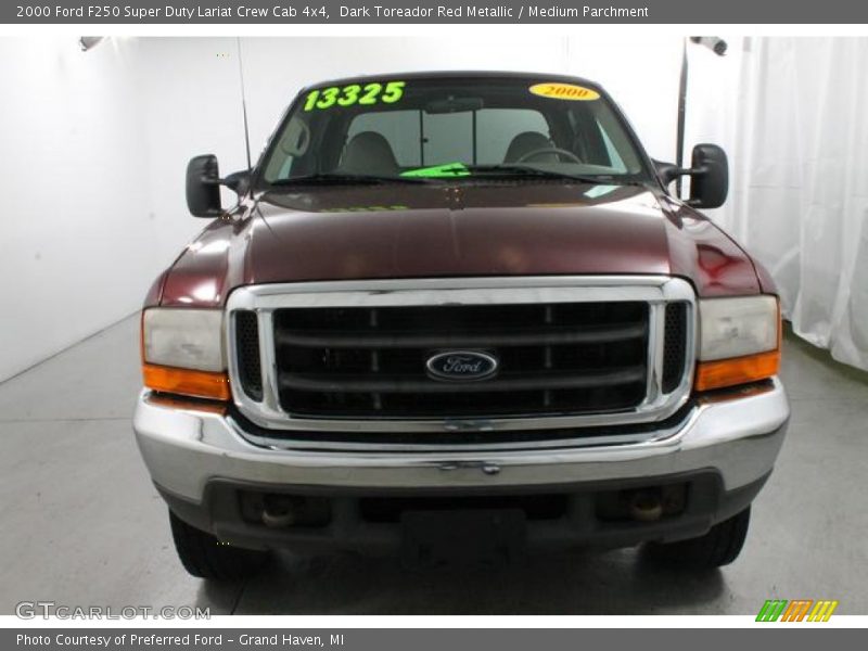 Dark Toreador Red Metallic / Medium Parchment 2000 Ford F250 Super Duty Lariat Crew Cab 4x4