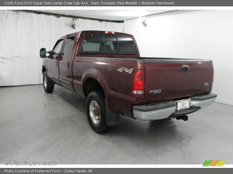 Dark Toreador Red Metallic / Medium Parchment 2000 Ford F250 Super Duty Lariat Crew Cab 4x4