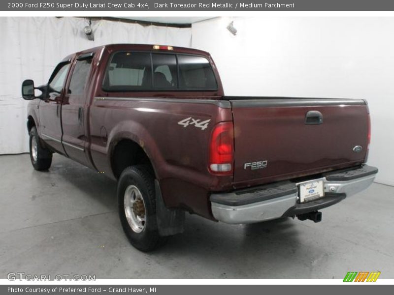 Dark Toreador Red Metallic / Medium Parchment 2000 Ford F250 Super Duty Lariat Crew Cab 4x4
