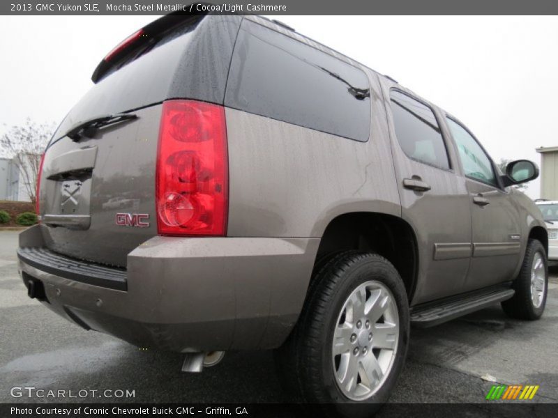 Mocha Steel Metallic / Cocoa/Light Cashmere 2013 GMC Yukon SLE