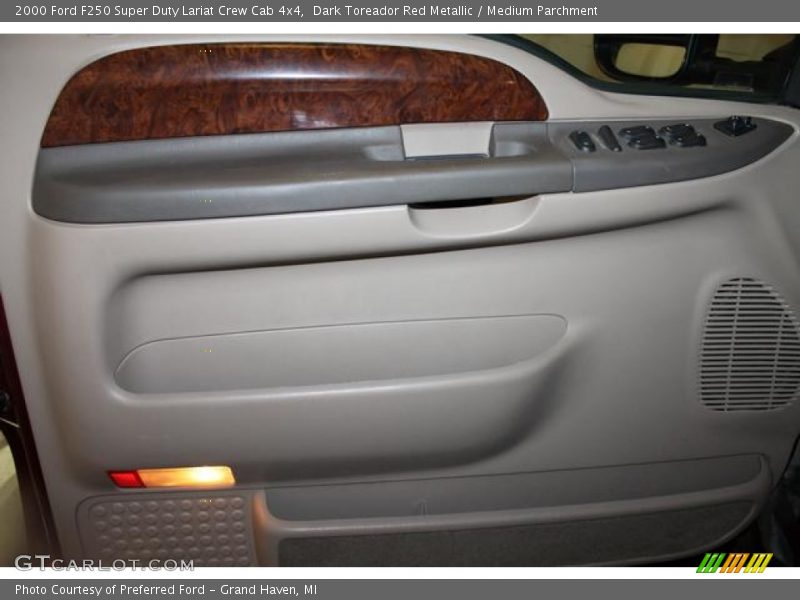 Dark Toreador Red Metallic / Medium Parchment 2000 Ford F250 Super Duty Lariat Crew Cab 4x4
