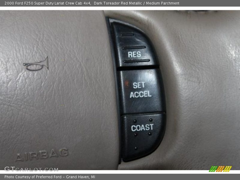 Dark Toreador Red Metallic / Medium Parchment 2000 Ford F250 Super Duty Lariat Crew Cab 4x4
