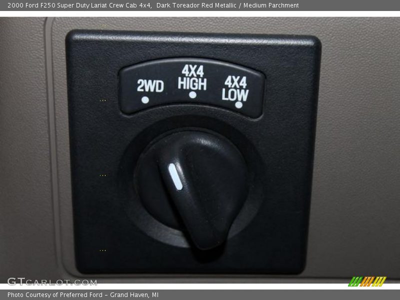 Dark Toreador Red Metallic / Medium Parchment 2000 Ford F250 Super Duty Lariat Crew Cab 4x4
