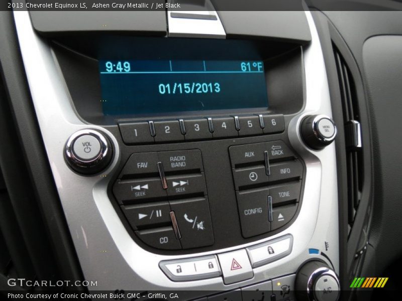 Ashen Gray Metallic / Jet Black 2013 Chevrolet Equinox LS
