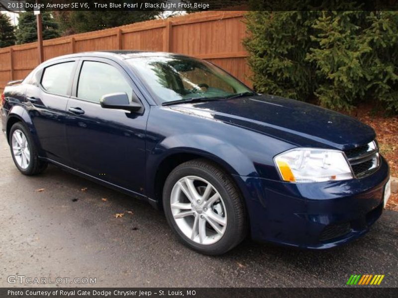 True Blue Pearl / Black/Light Frost Beige 2013 Dodge Avenger SE V6