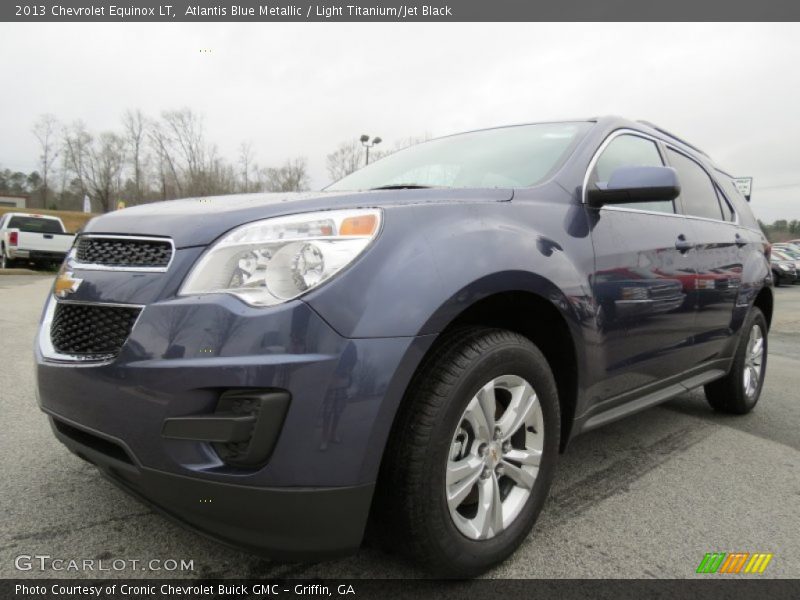 Front 3/4 View of 2013 Equinox LT