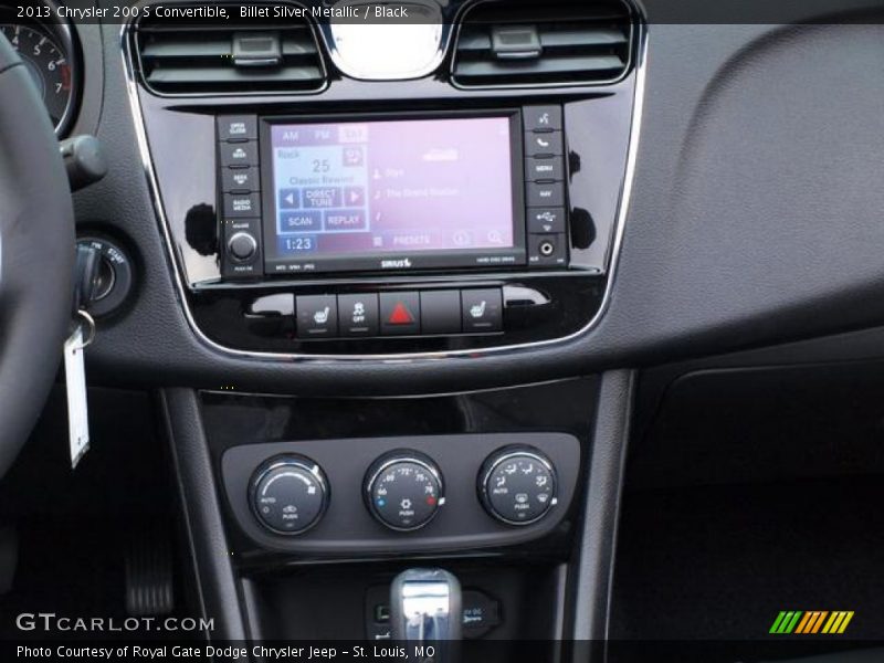 Controls of 2013 200 S Convertible