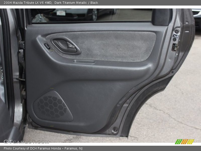 Door Panel of 2004 Tribute LX V6 4WD