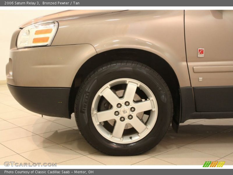 Bronzed Pewter / Tan 2006 Saturn Relay 3