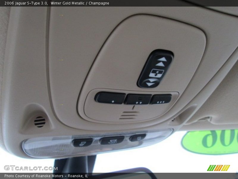 Winter Gold Metallic / Champagne 2006 Jaguar S-Type 3.0
