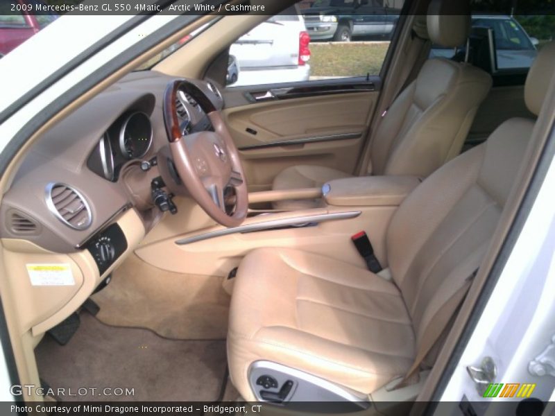 Front Seat of 2009 GL 550 4Matic