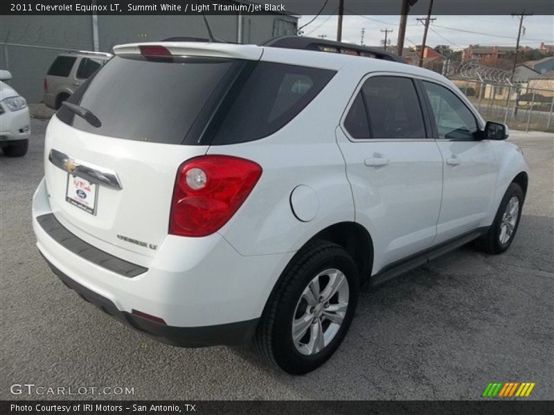 Summit White / Light Titanium/Jet Black 2011 Chevrolet Equinox LT