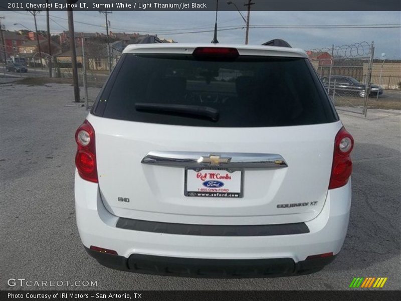 Summit White / Light Titanium/Jet Black 2011 Chevrolet Equinox LT