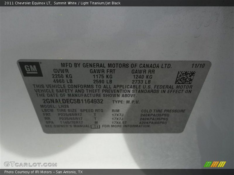 Summit White / Light Titanium/Jet Black 2011 Chevrolet Equinox LT