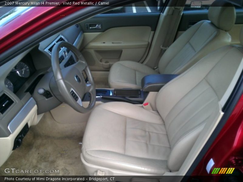 Front Seat of 2007 Milan I4 Premier