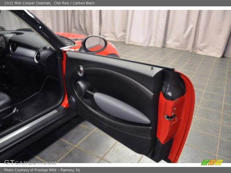 Chili Red / Carbon Black 2012 Mini Cooper Clubman