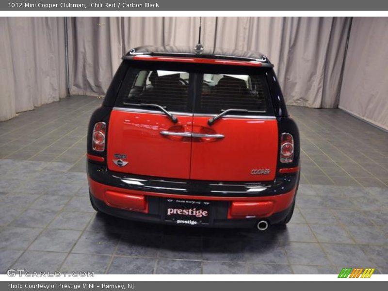 Chili Red / Carbon Black 2012 Mini Cooper Clubman