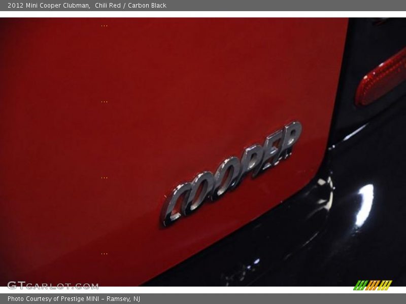 Chili Red / Carbon Black 2012 Mini Cooper Clubman