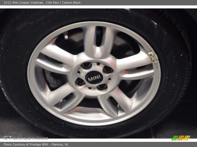 Chili Red / Carbon Black 2012 Mini Cooper Clubman