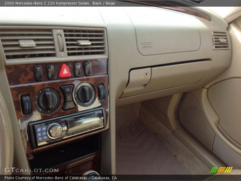 Black / Beige 2000 Mercedes-Benz C 230 Kompressor Sedan