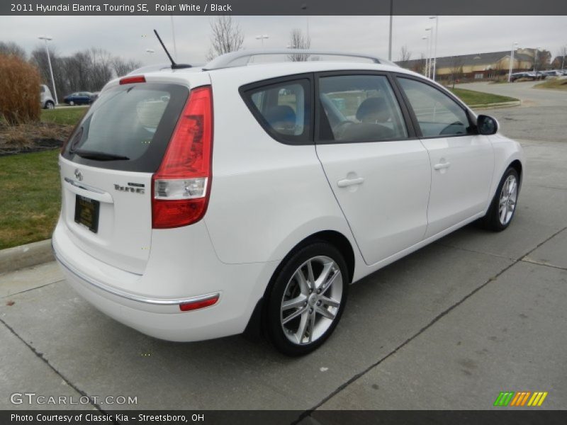 Polar White / Black 2011 Hyundai Elantra Touring SE