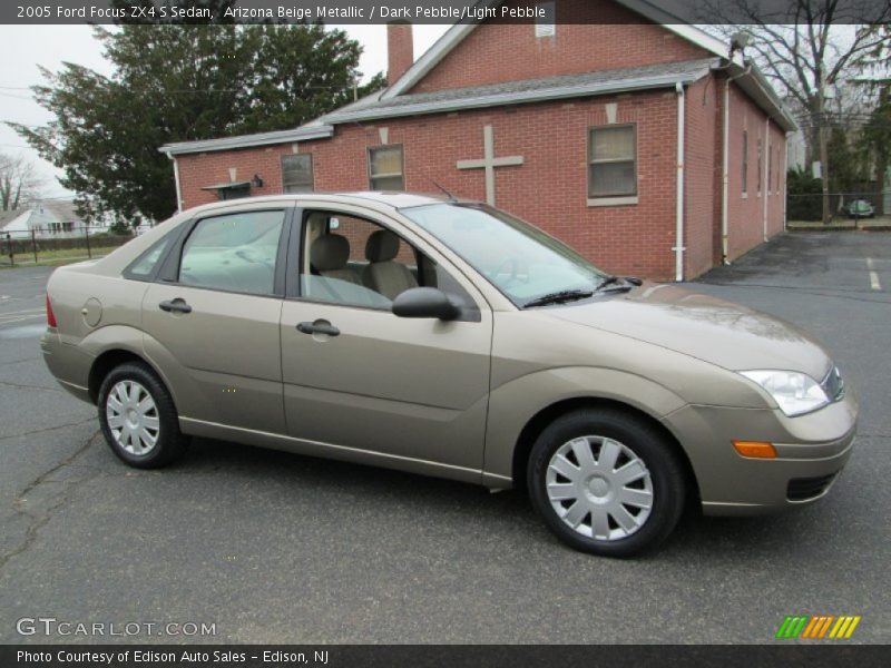 Arizona Beige Metallic / Dark Pebble/Light Pebble 2005 Ford Focus ZX4 S Sedan