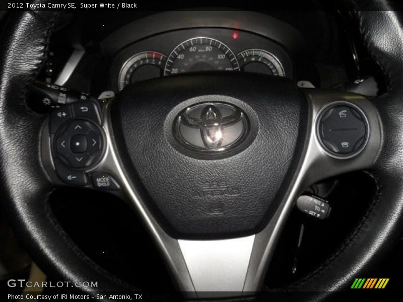 Super White / Black 2012 Toyota Camry SE