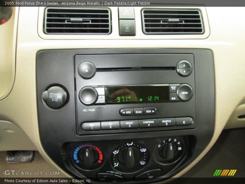 Controls of 2005 Focus ZX4 S Sedan