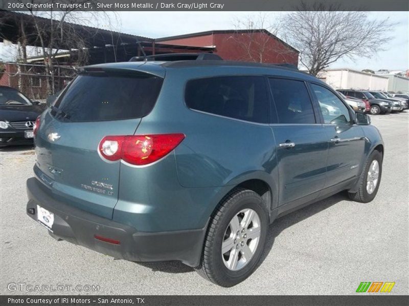Silver Moss Metallic / Dark Gray/Light Gray 2009 Chevrolet Traverse LT