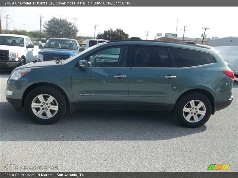 Silver Moss Metallic / Dark Gray/Light Gray 2009 Chevrolet Traverse LT