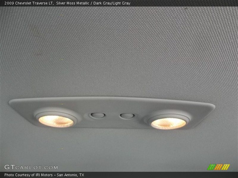 Silver Moss Metallic / Dark Gray/Light Gray 2009 Chevrolet Traverse LT