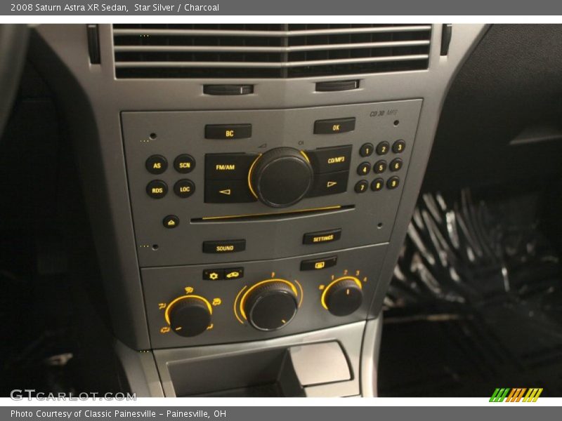 Controls of 2008 Astra XR Sedan