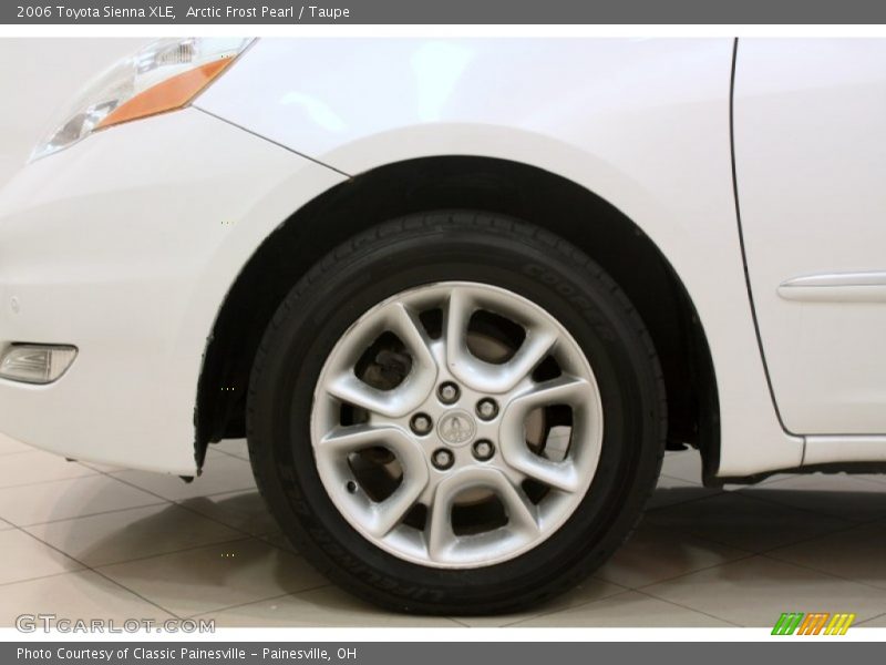 Arctic Frost Pearl / Taupe 2006 Toyota Sienna XLE