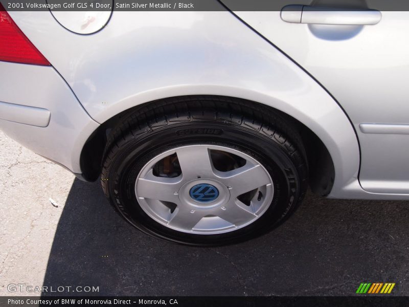 Satin Silver Metallic / Black 2001 Volkswagen Golf GLS 4 Door