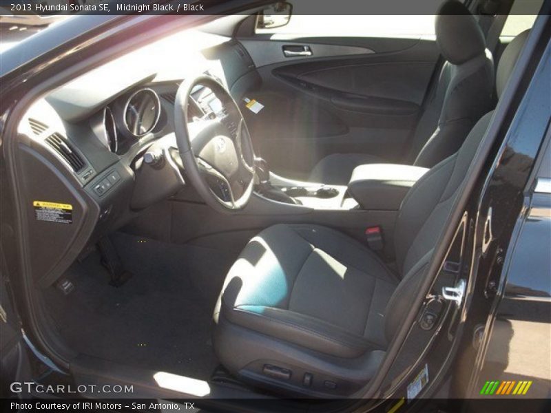 Midnight Black / Black 2013 Hyundai Sonata SE