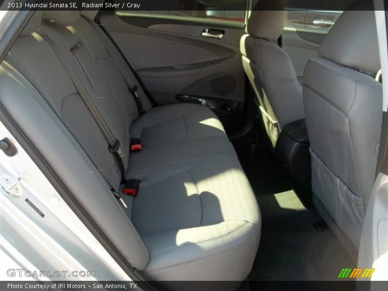 Radiant Silver / Gray 2013 Hyundai Sonata SE