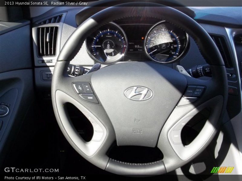 Radiant Silver / Gray 2013 Hyundai Sonata SE
