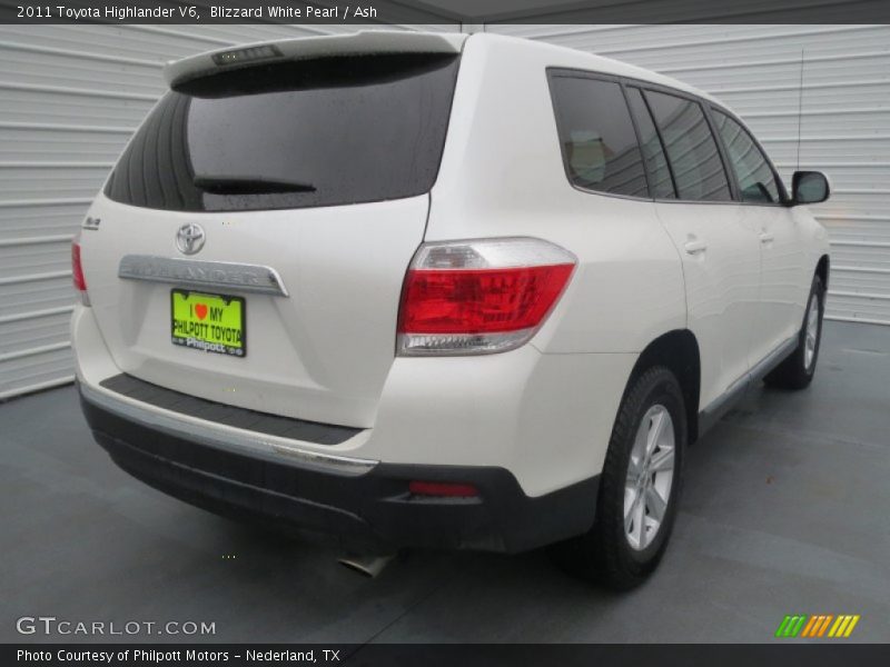 Blizzard White Pearl / Ash 2011 Toyota Highlander V6