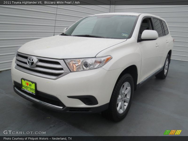 Blizzard White Pearl / Ash 2011 Toyota Highlander V6
