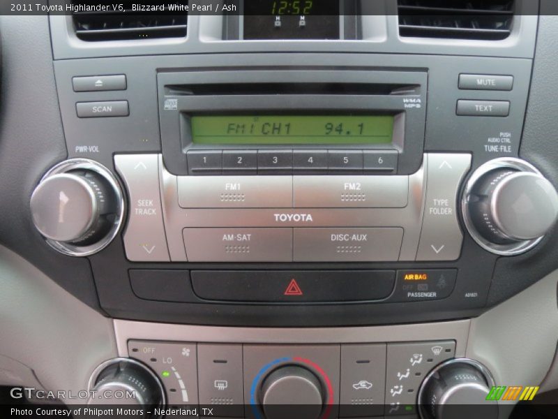 Blizzard White Pearl / Ash 2011 Toyota Highlander V6