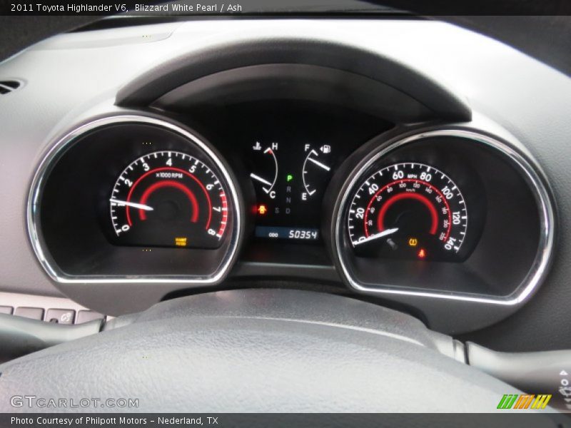 Blizzard White Pearl / Ash 2011 Toyota Highlander V6