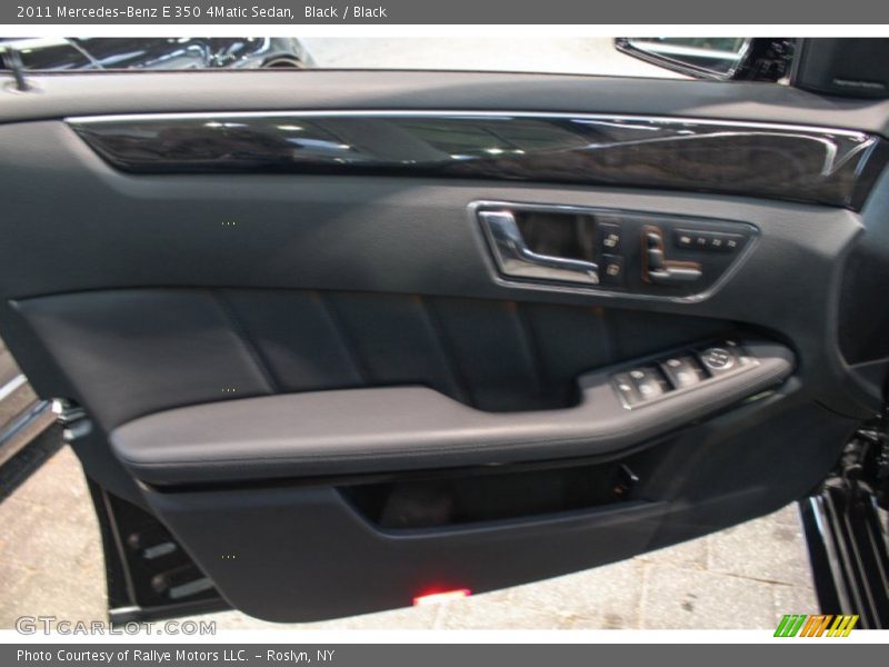 Black / Black 2011 Mercedes-Benz E 350 4Matic Sedan